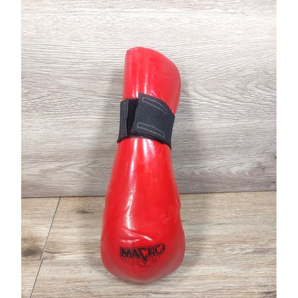 Macho Martial Arts Sparring Gloves Red  Karate Left Hand Adult Sporting Goods